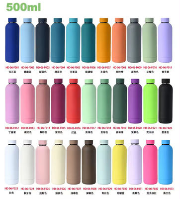 Pintura de borracha com parede dupla Flasca de vácuo Tumbler 500ml garrafas de água de aço inoxidável