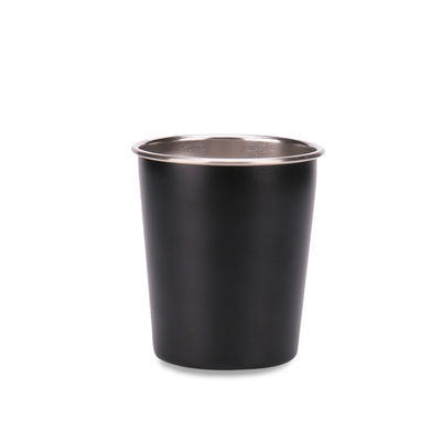 O agregado familiar isolou garrafas de água, copos de aço inoxidável feitos sob encomenda da pinta 500/650ml